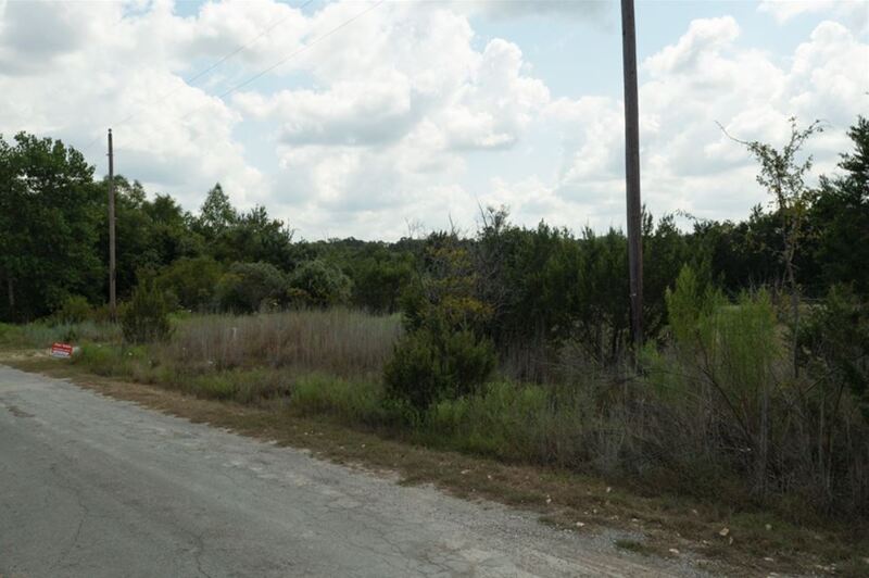 Escape to Lake Granbury with this Vacant Lot for sale 5917 Barkridge